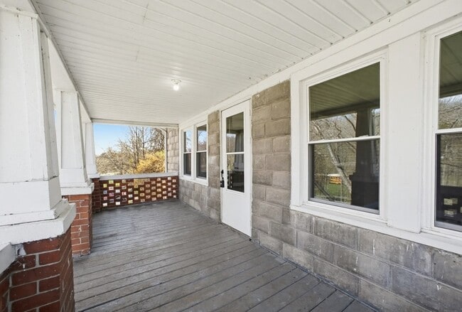 Photo - 11494 New Garden Rd