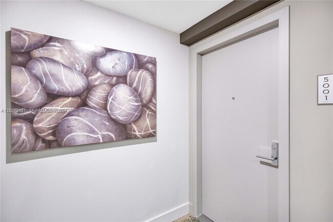 Photo - 488 NE 18th St Unit 5001