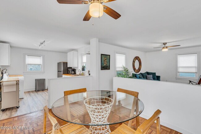 Photo - 1227 Bay Ave