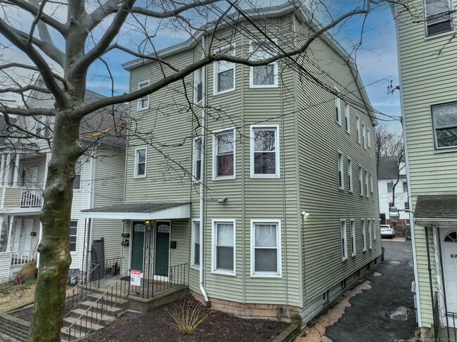Photo - 679 Winchester Ave Apartment