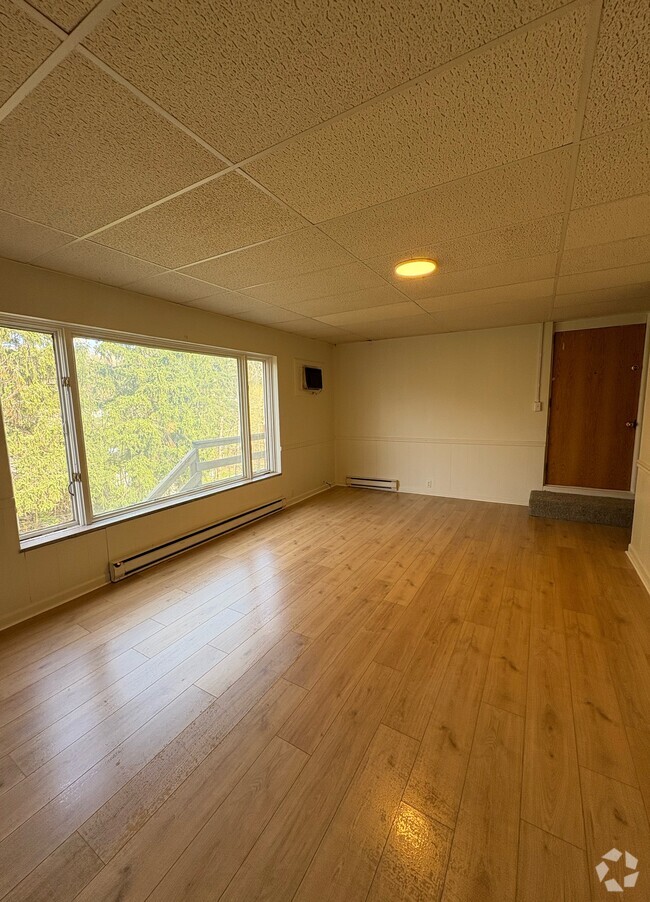 Building Photo - 397 E Main St Unit 2B Rental