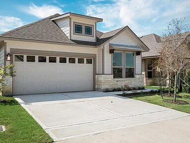 Building Photo - 3 Bedroom 2 bath, 2 garage attached garage with all the appliances to include washer & dryer