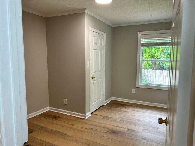 Photo - 3876 Meadow Creek Dr