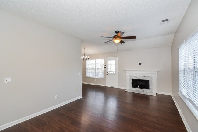 Photo - 306 Hank Aaron Cove