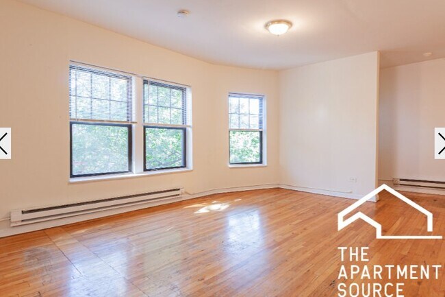 Photo - 654 W Cornelia Ave Unit 4