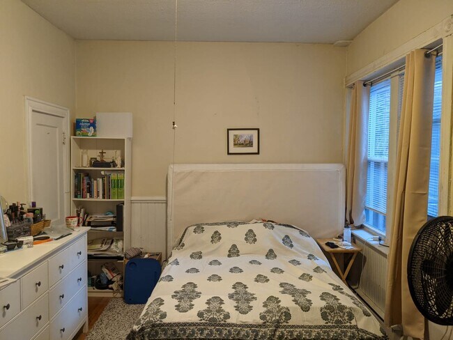 Photo - HOT MISSION HILL LISTING!!!!