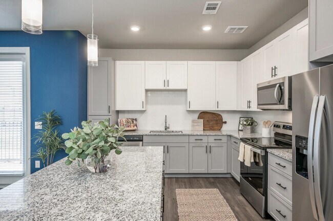 Photo - Up to 6 Weeks FREE – Make Your Move Today! Unit ASB