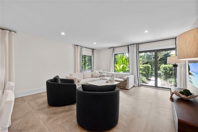 Photo - 392 7th Ave S Unit 4