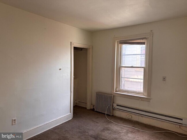 Photo - 1016 W Main St
