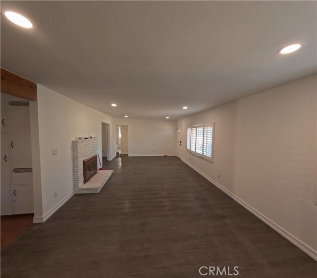 255 W La Verne Ave