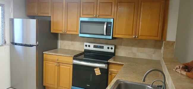 Photo - 1591 NE Miami Gardens Dr Unit 205