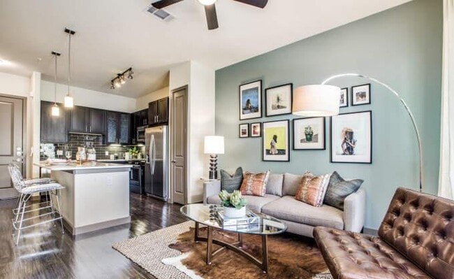 Building Photo - 1 bedroom in Houston TX 77079 Unit 1292 Rental