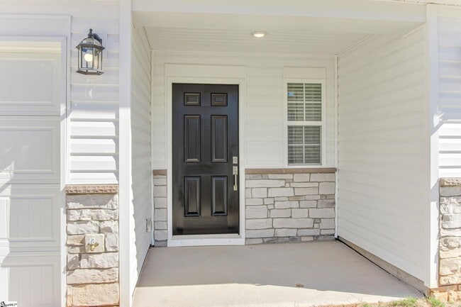 Photo - 3040 Willow Rd