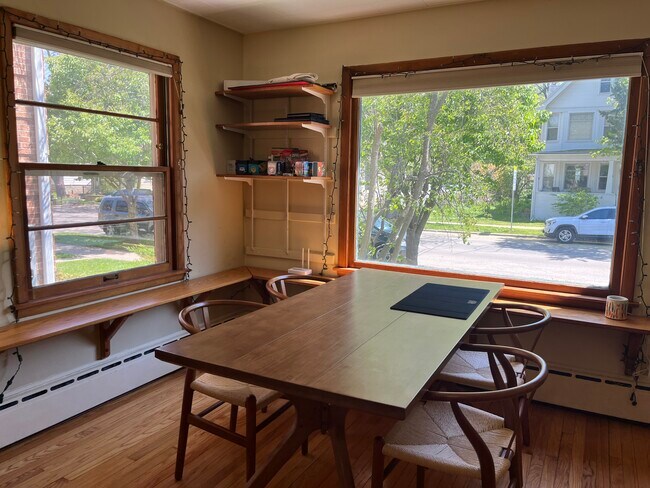 Photo - 1336 Spaight St