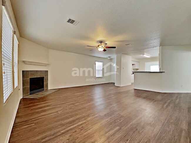 Photo - 16973 Scenic Knoll