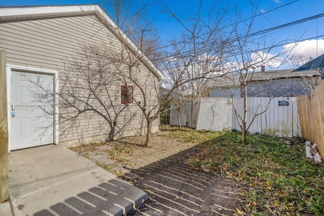 Photo - Pasadena Avenue