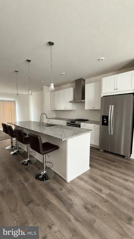 Photo - 402 Honeyberry Ln