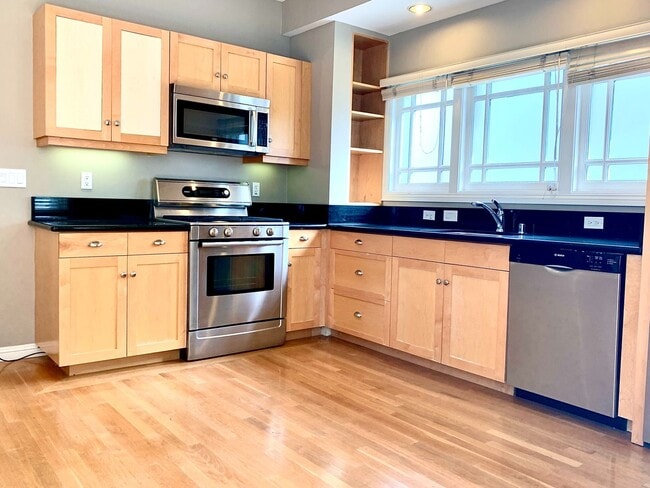 Photo - 2720 Sacramento St