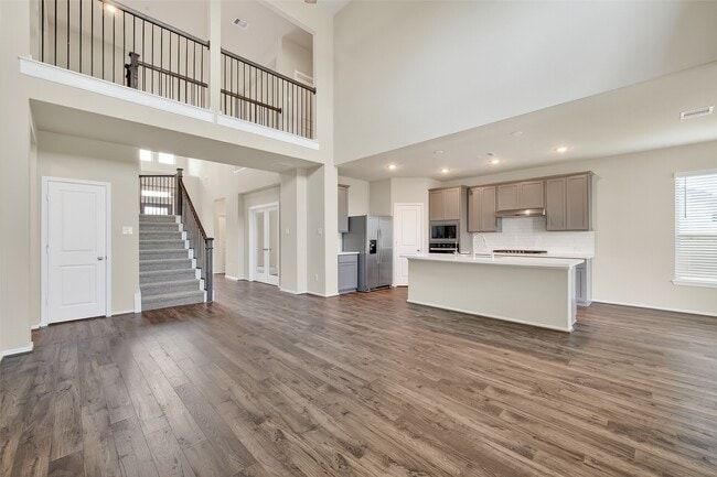 Photo - 411 Sunlit Vly Cir