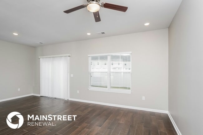 Photo - 2070 N Sarah Dr
