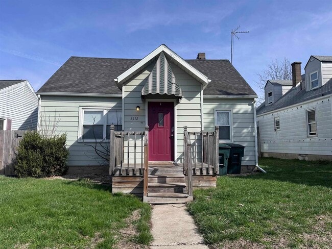 Building Photo - 2112 W 11th St