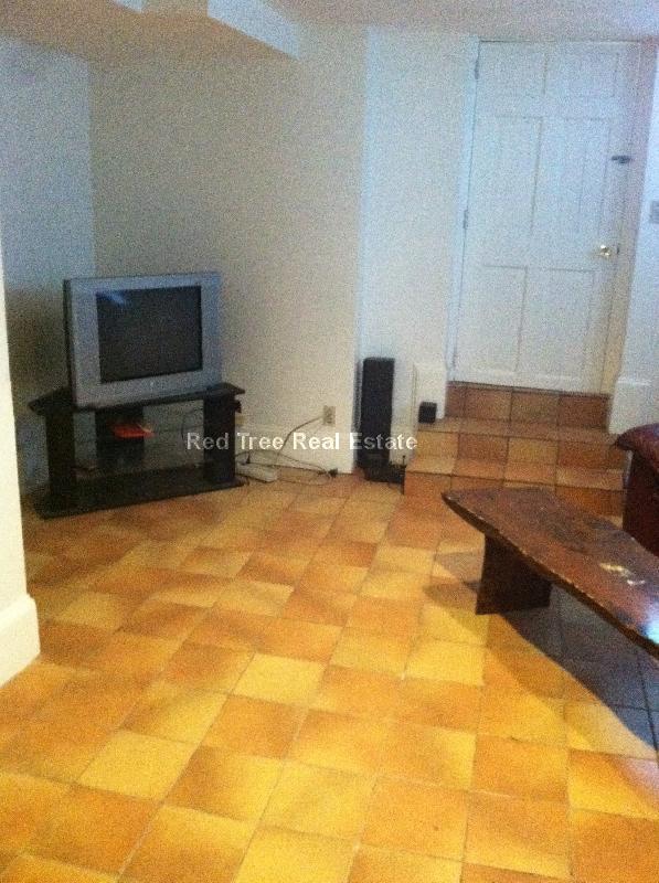 Photo - 136 Chiswick Rd Unit 1