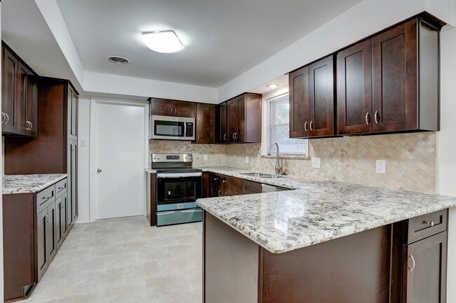 Photo - 9206 Bassoon Dr