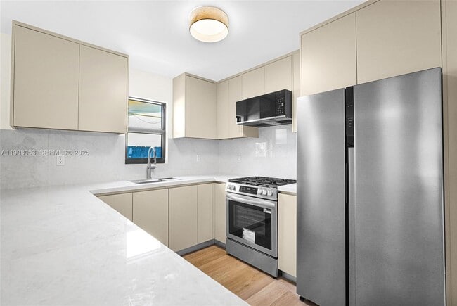 Photo - 136 NW 53rd St