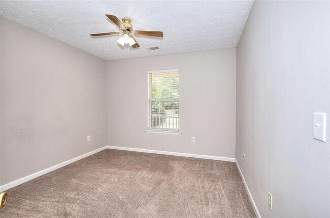 4160 Janel Ln