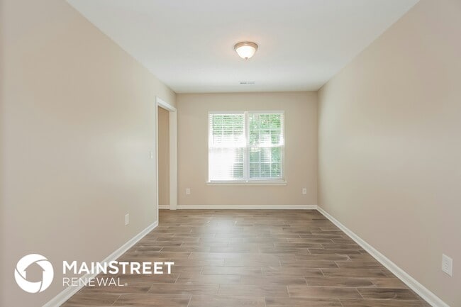 Photo - 934 Grassy Patch Ln