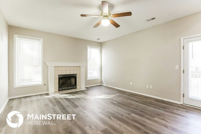 Photo - 4520 NE Webster Dr