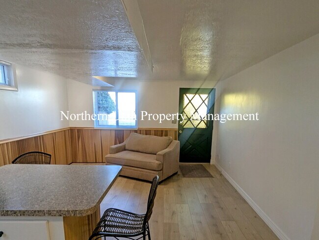 Photo - 1 Bed 1 Bath Lower Unit