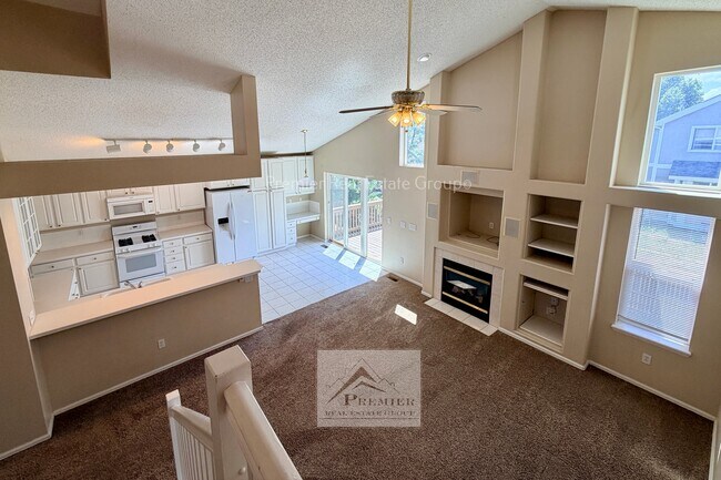 Photo - 5831 Instone Cir