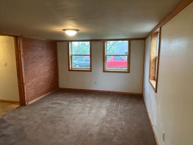 Photo - 200 Forest St