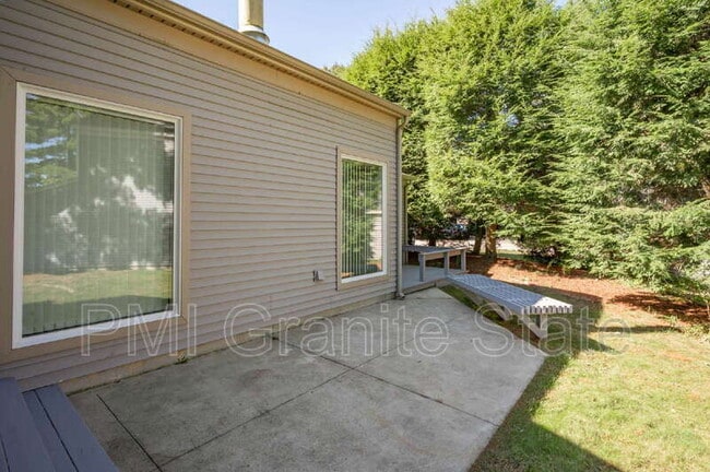 Photo - 44 Walden Pond Dr