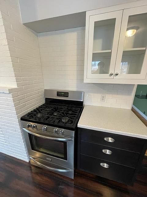 Kitchen - 3224 E 21st Ave