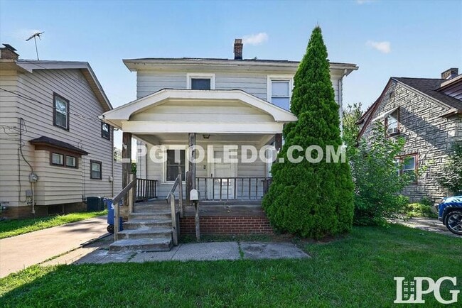 Building Photo - 414 Bender Dr