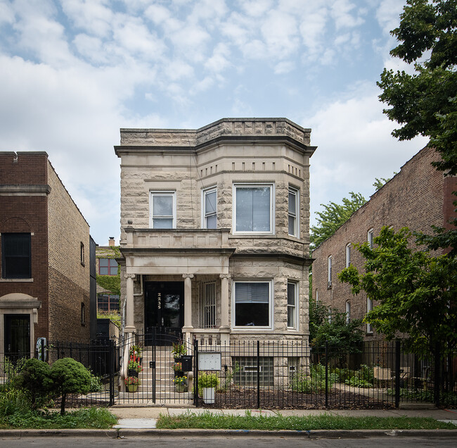 Building Front - 2235 N Kimball Ave Apartments Unit Garden