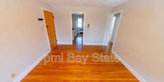 192 Holbrook Rd Unit 4