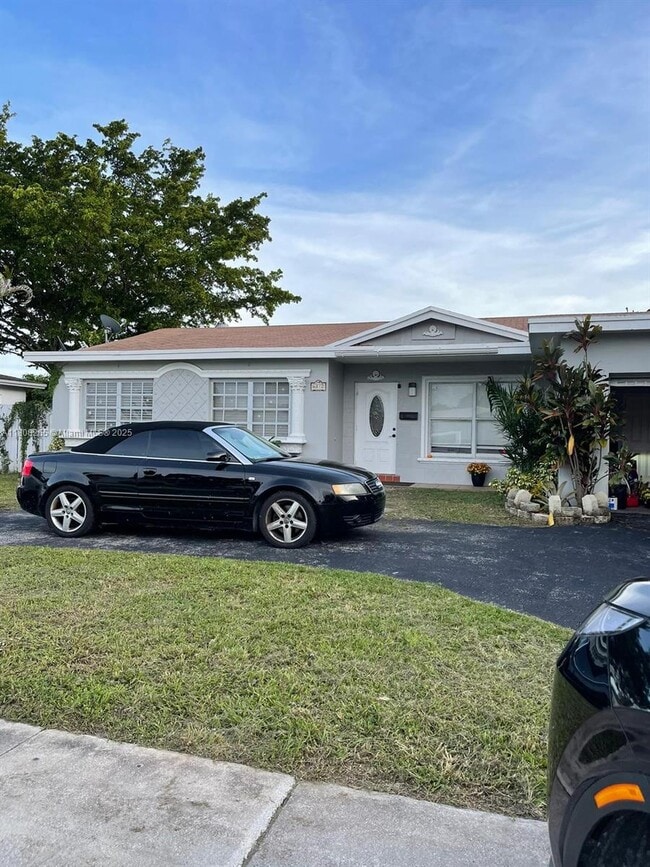 Photo - 6812 Doral Casa