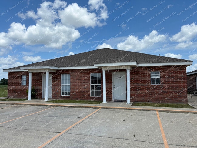 Building Photo - 338 Gloria St Unit 0