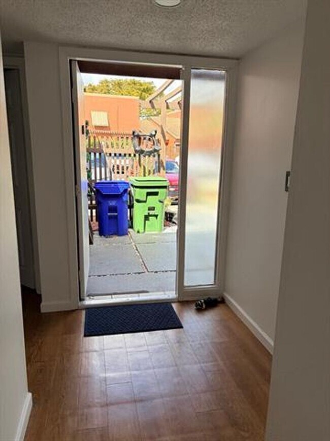 Photo - 1641 Fairway Rd