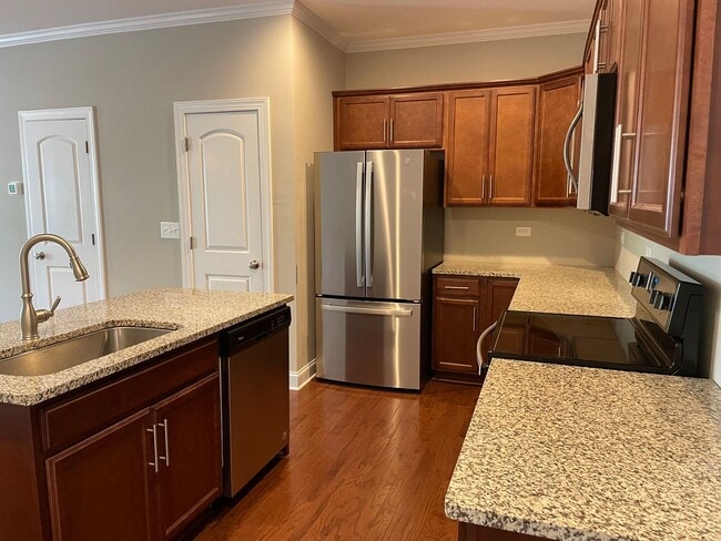 Photo - Three Bedroom Townhouse in Westport/Denver