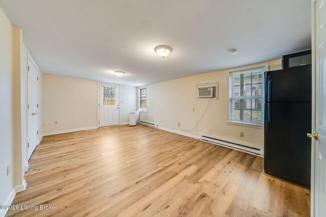 Photo - 1612 Ellwood Ave Unit 1 Rear