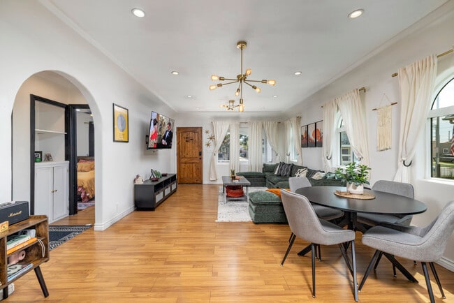 Photo - 5447 Lime Ave