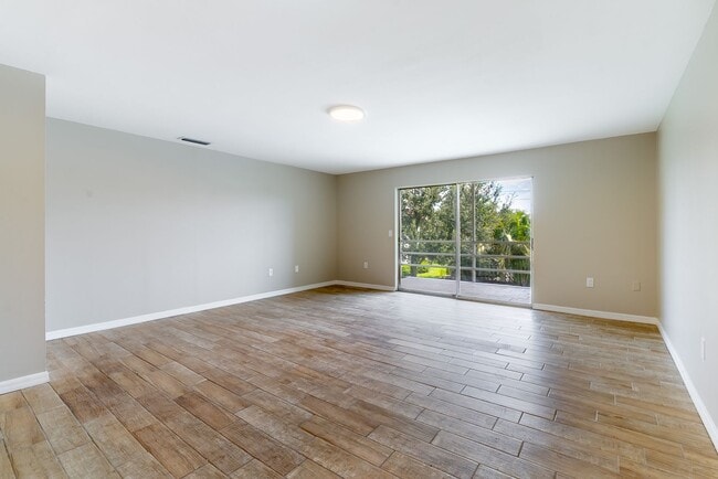 Photo - Newly Renovated, 2-Bed, 2-Bath, 2nd Floor Unfurnished Condo in Great Location