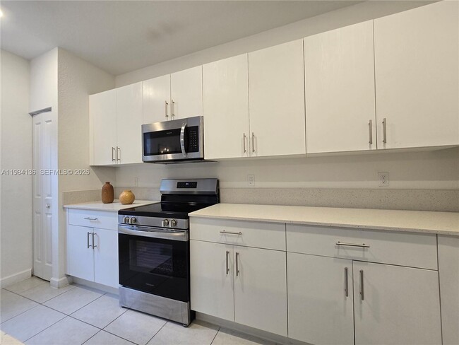 Photo - 2761 NW 55th Way