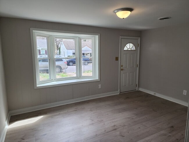 Photo - Updated and Remodeled 2 Bedroom, 1 bath in Desirable Location!