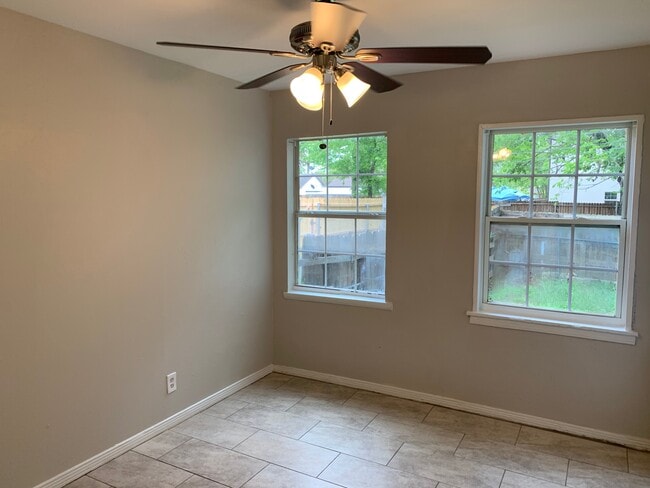 Photo - 4108 Fox Dr