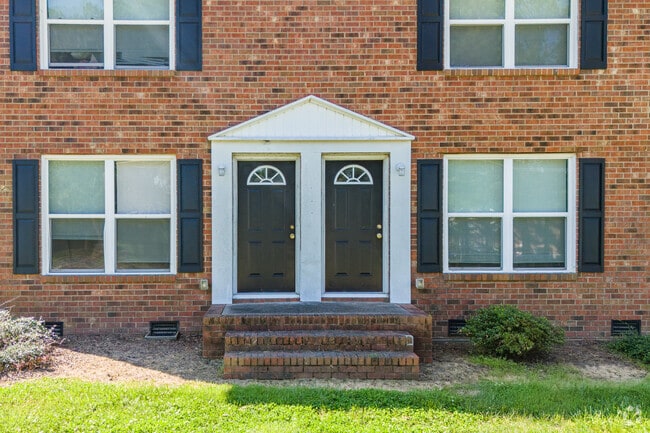 Entrance - Lionchase Apartments